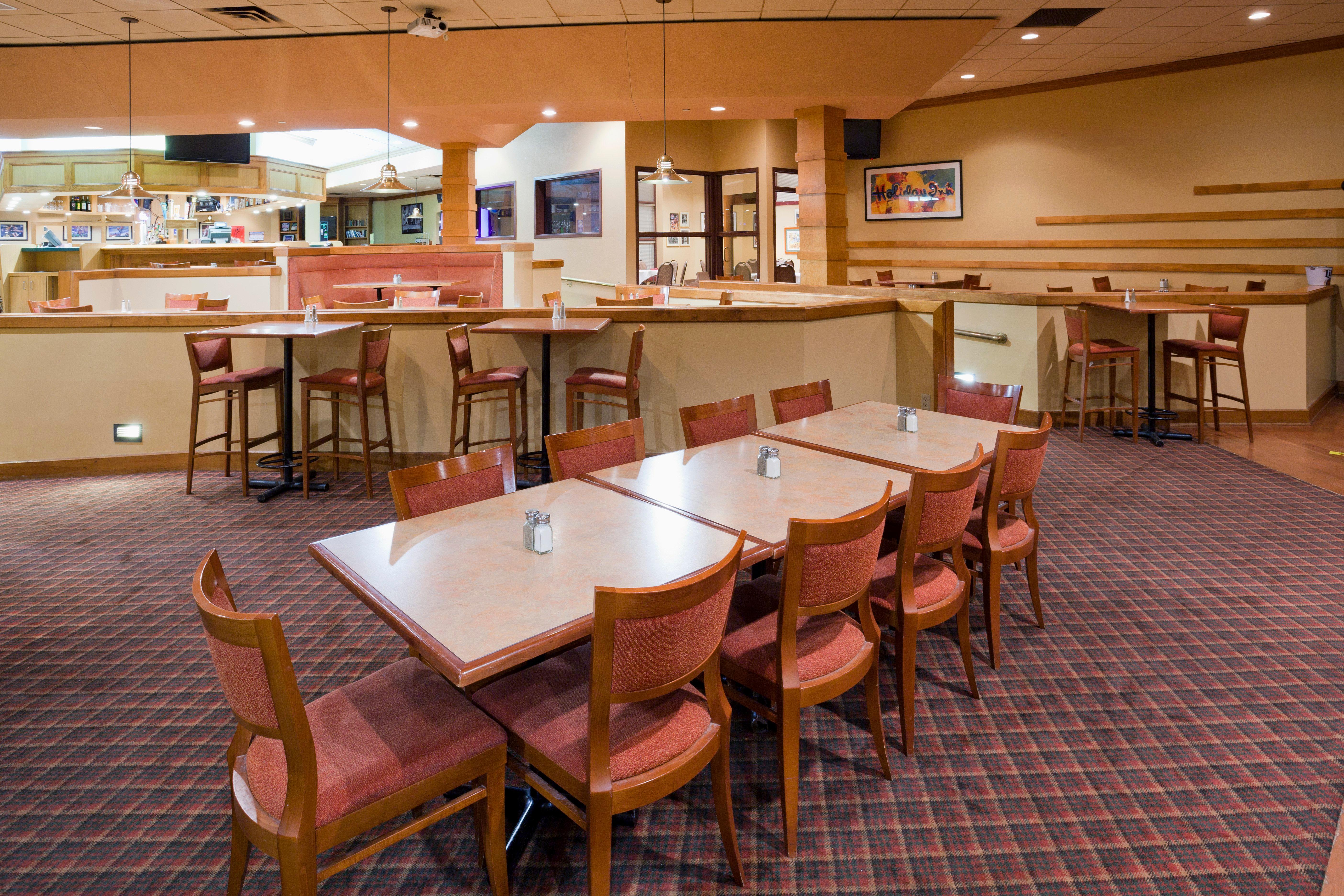Holiday Inn & Suites St. Cloud By Ihg Exterior photo