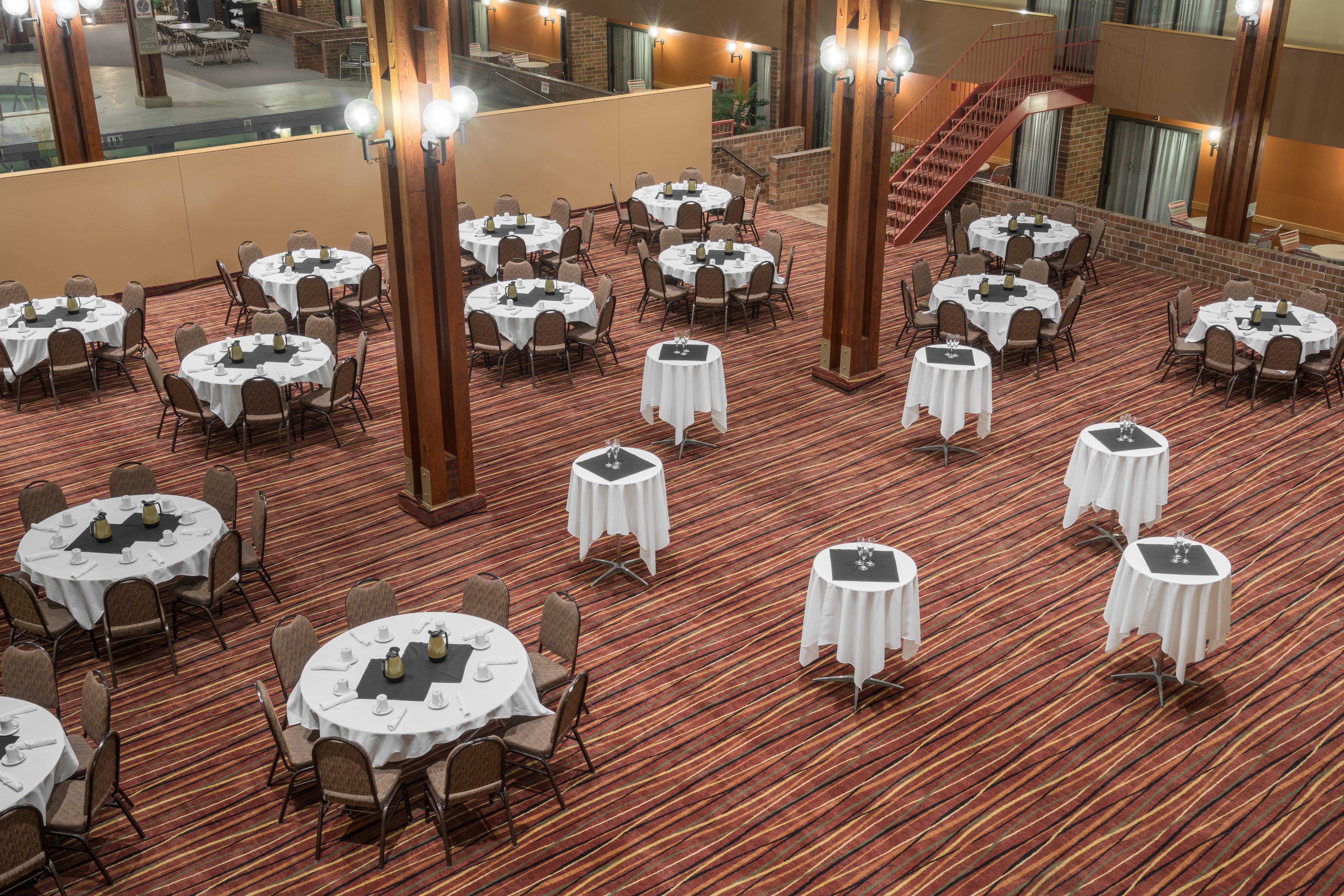 Holiday Inn & Suites St. Cloud By Ihg Exterior photo